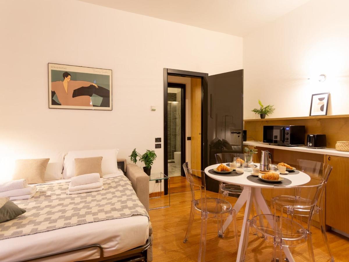 The Best Rent - Modern Apartment In The Center Mailand Exterior foto